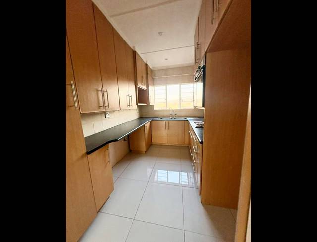 2 BEDROOM PROPERTY TO RENT IN SANDRINGHAM